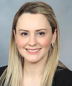 Santamaria_Claudia Dr. Claudia Santamaria