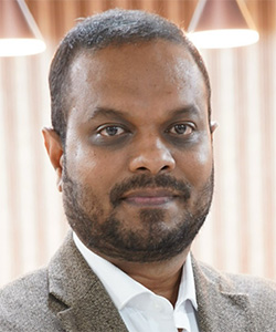 Sivakumar_Vijay Anand Dr. Vijay Anand Sivakumar